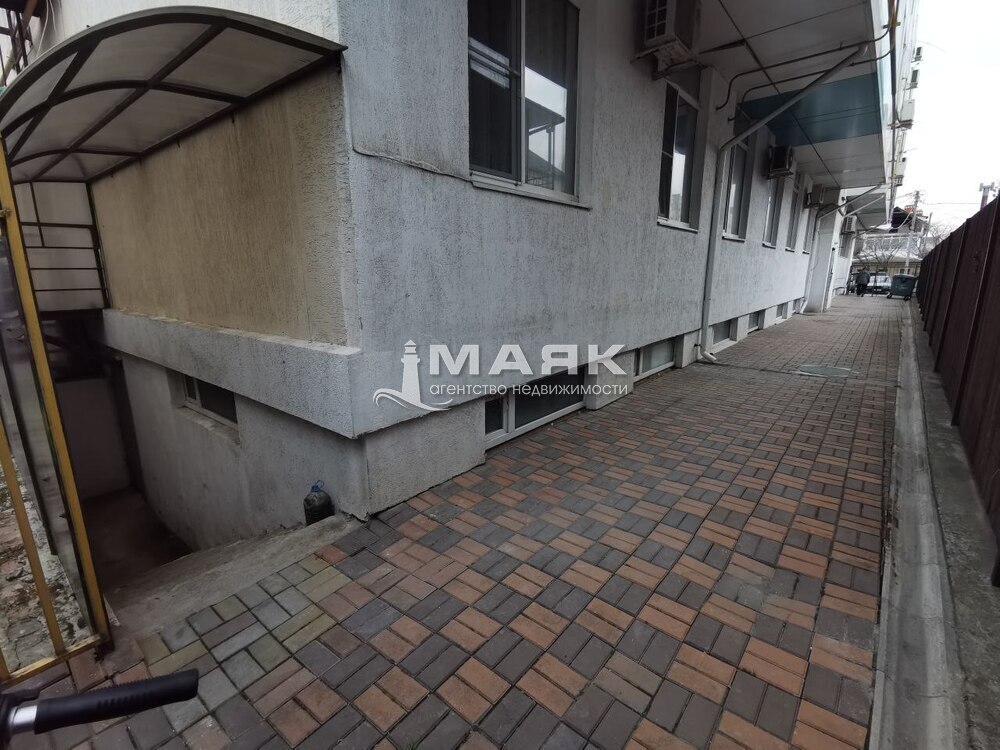 1-к. квартира 25.3 кв.м, 1/6