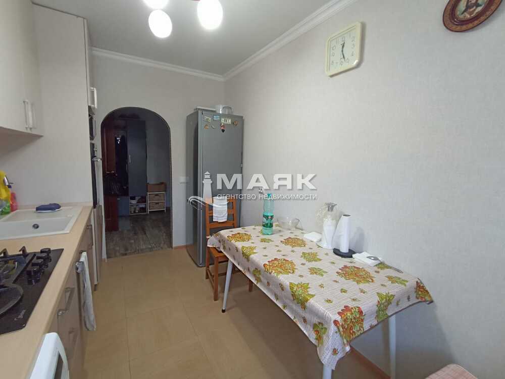 2-к. квартира 51.7 кв.м, 3/5