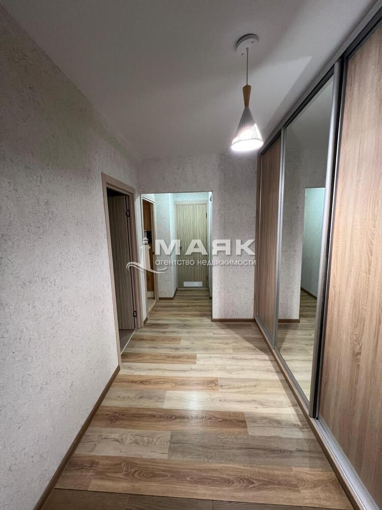 2-к. квартира 65 кв.м, 4/16