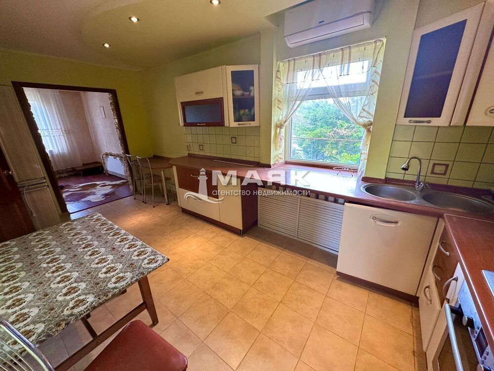 Дом 173 кв.м на участке 20 сот