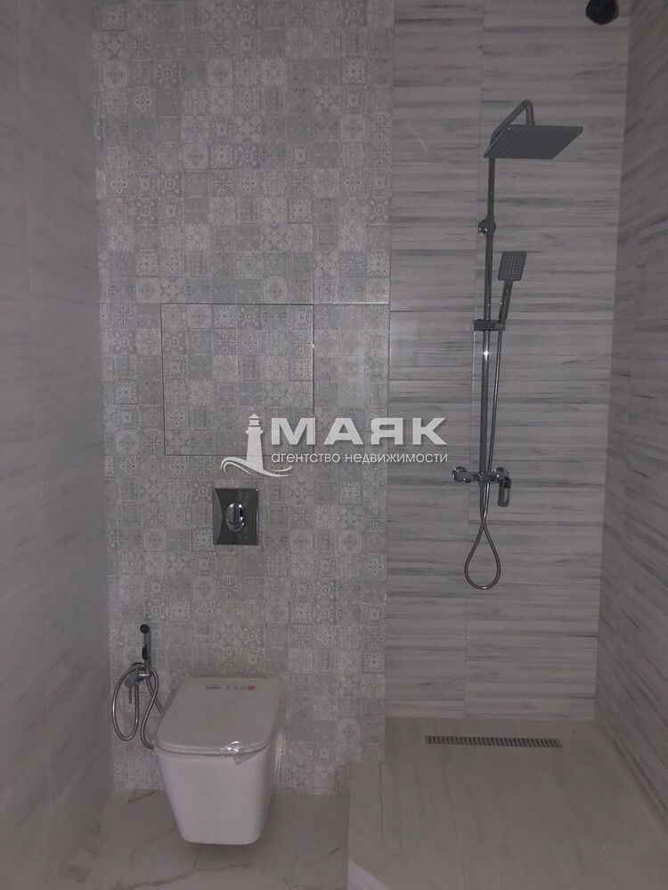 Дом 441.2 кв.м на участке 3 сот