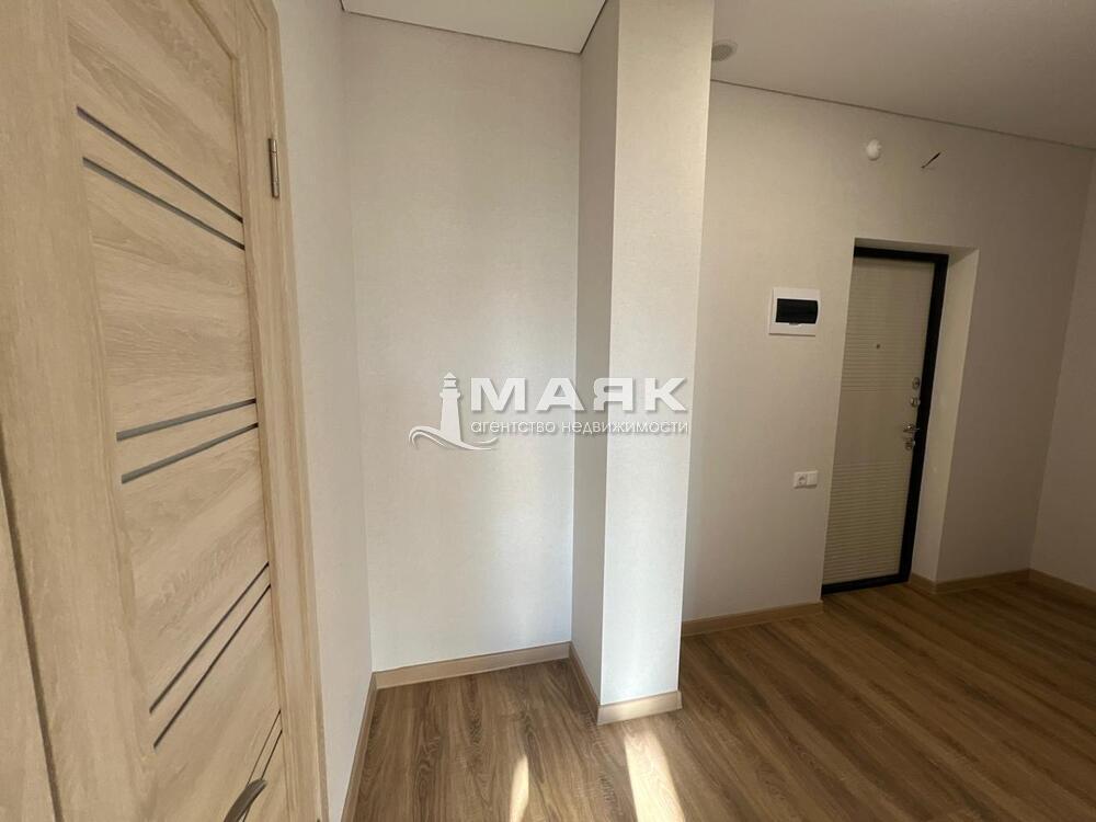 1-к. квартира 37 кв.м, 13/13