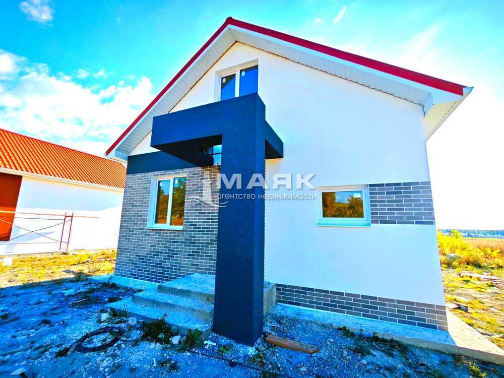 Дом 85 кв.м на участке 3 сот