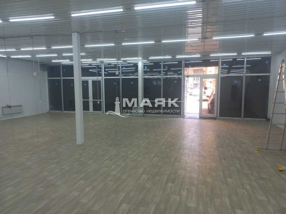 Помещение свободного назначения 240 кв.м