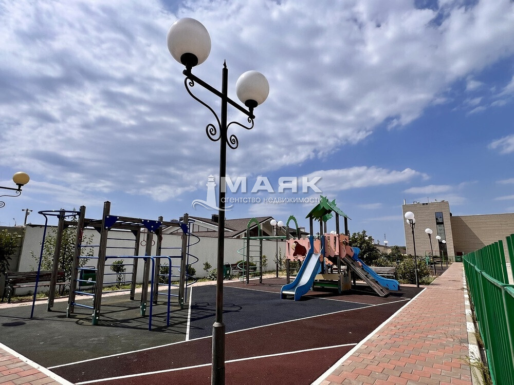 1-к. квартира 52 кв.м, 5/12