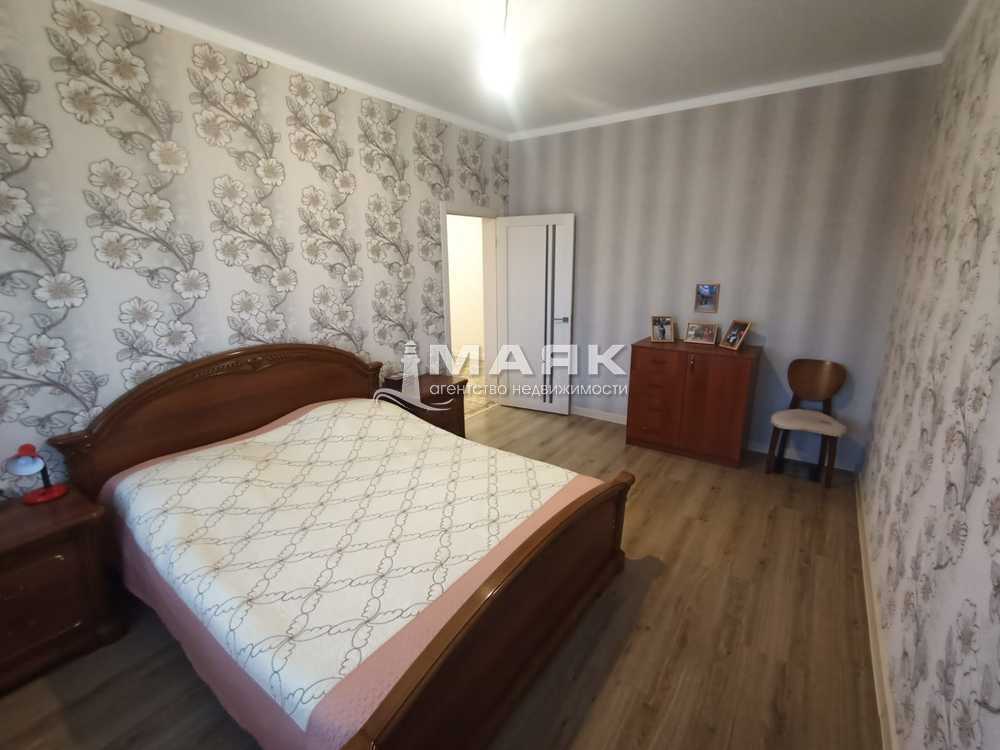 Дом 171 кв.м на участке 6.3 сот