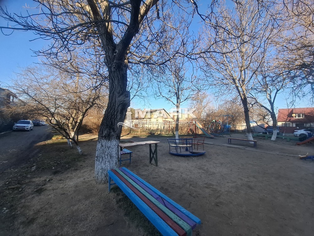 2-к. квартира 44.2 кв.м, 2/2