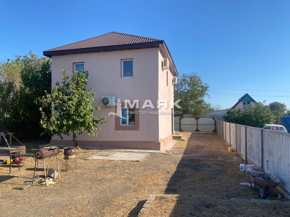 Дом 90 кв.м на участке 5 сот