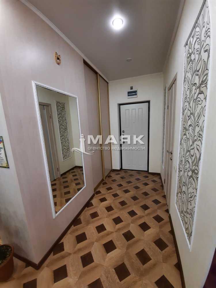 1-к. квартира 33.3 кв.м, 2/8