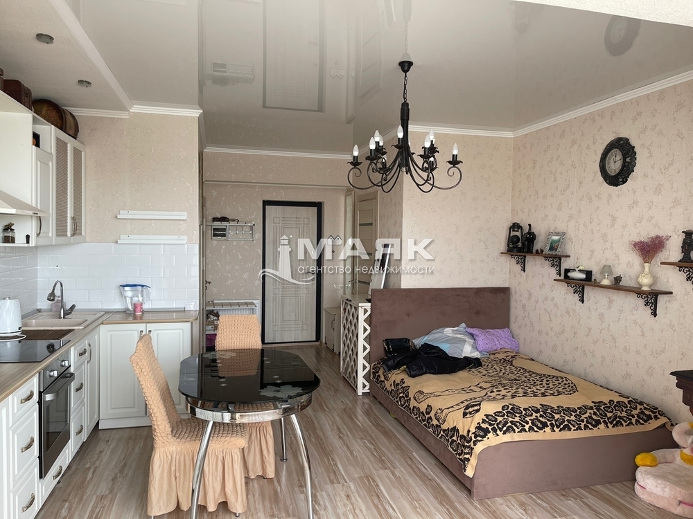 Студия 32 кв.м, 9/10