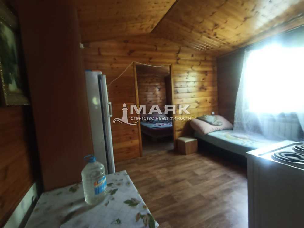 Дом 100 кв.м на участке 5 сот