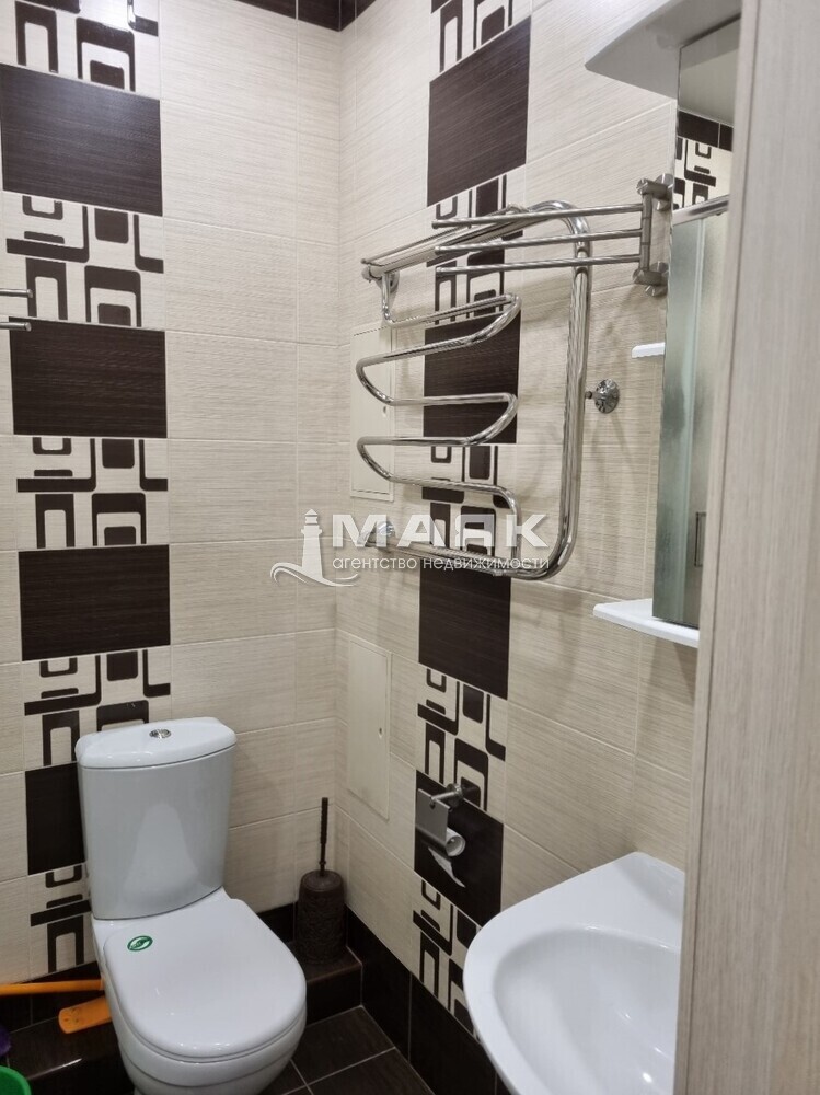 1-к. квартира 35 кв.м, 1/8