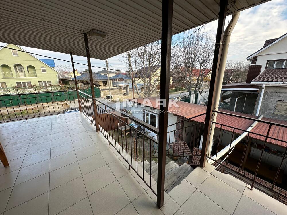 Таунхаус 283.4 кв.м на участке 4.5 сот