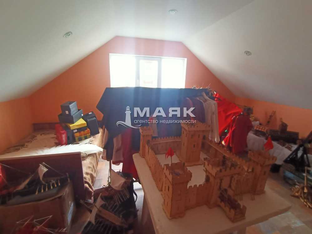 Дом 154 кв.м на участке 10 сот