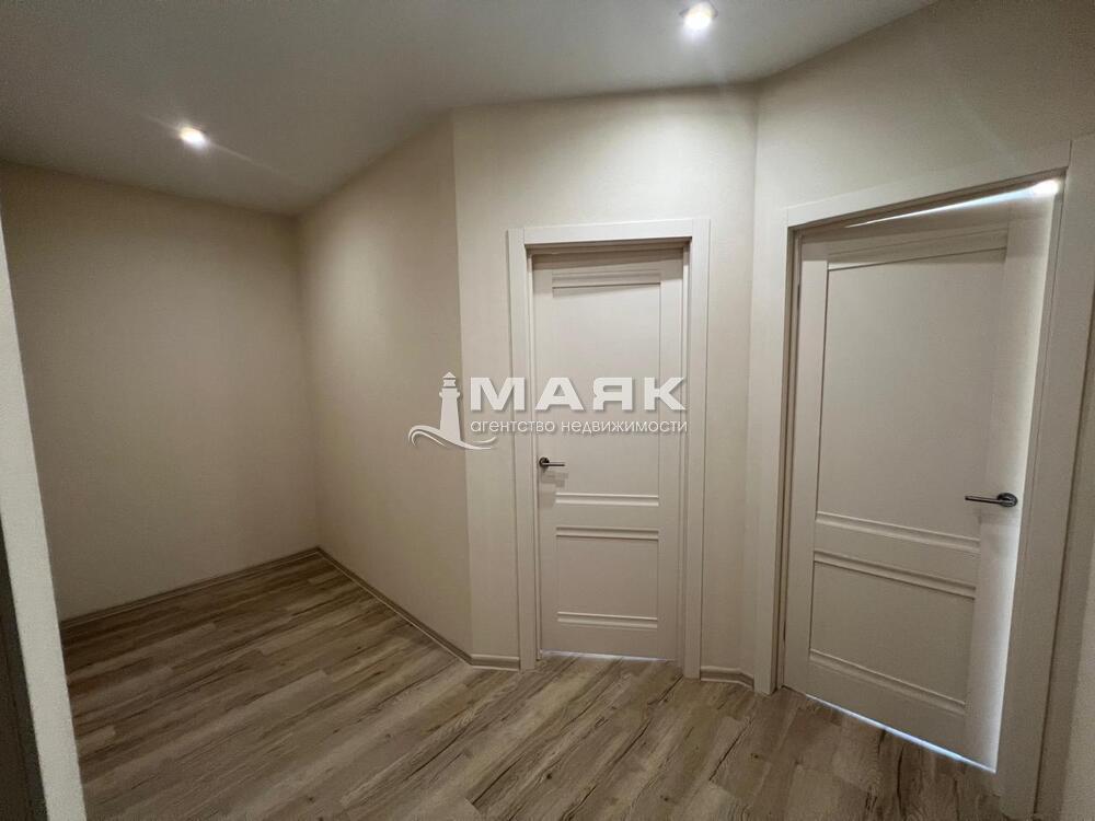 1-к. квартира 40 кв.м, 12/13