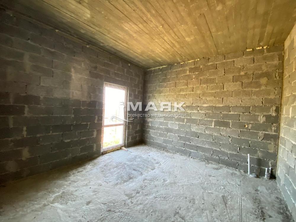 Дом 167 кв.м на участке 3 сот