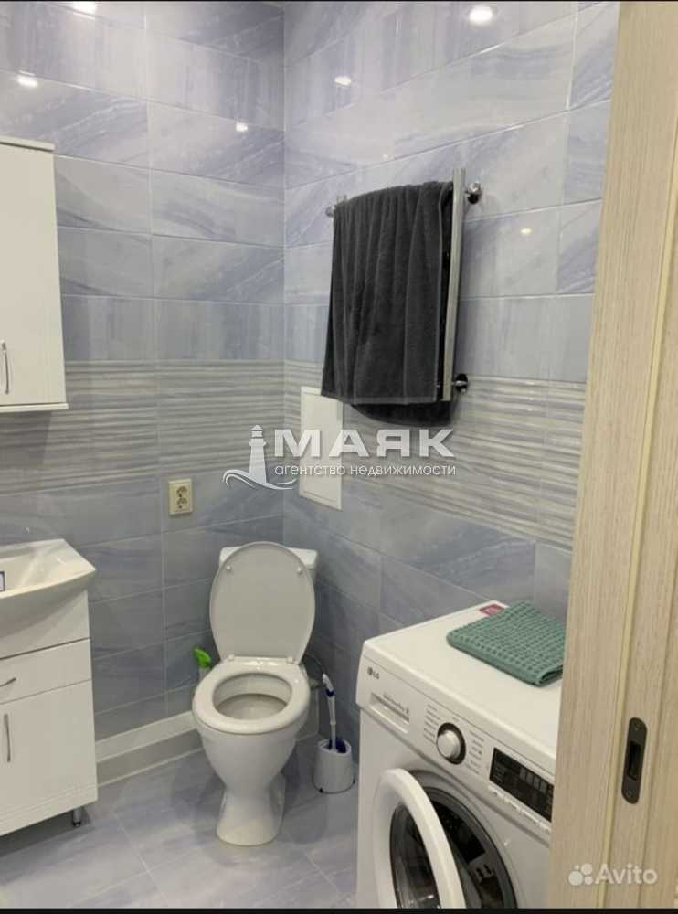 1-к. квартира 44 кв.м, 3/8