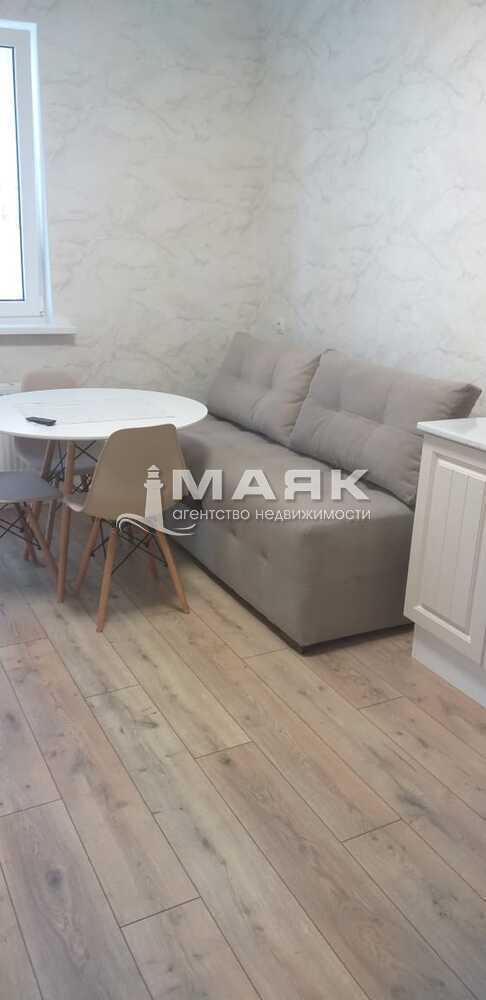 1-к. квартира 44 кв.м, 10/14