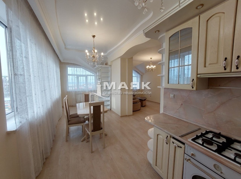 3-к. квартира 94 кв.м, 5/5