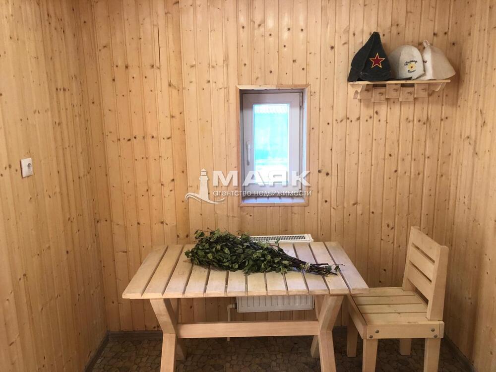 Дом 206 кв.м на участке 17 сот