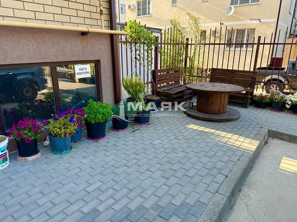 2-к. квартира 75 кв.м, 2/3