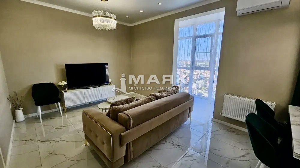 2-к. квартира 80 кв.м, 13/15