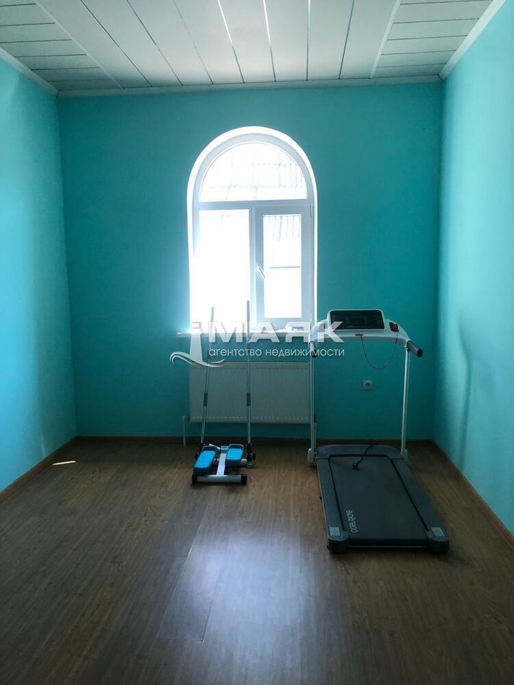 Дом 206 кв.м на участке 17 сот