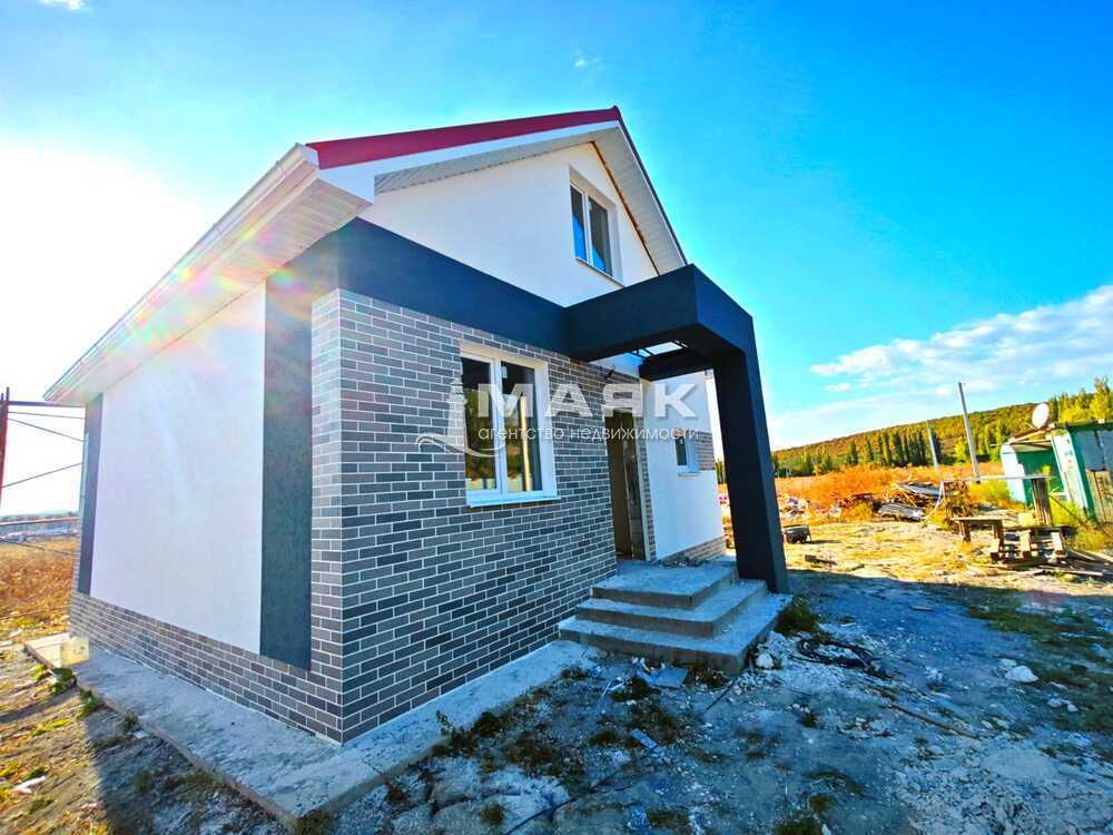 Дом 85 кв.м на участке 3 сот