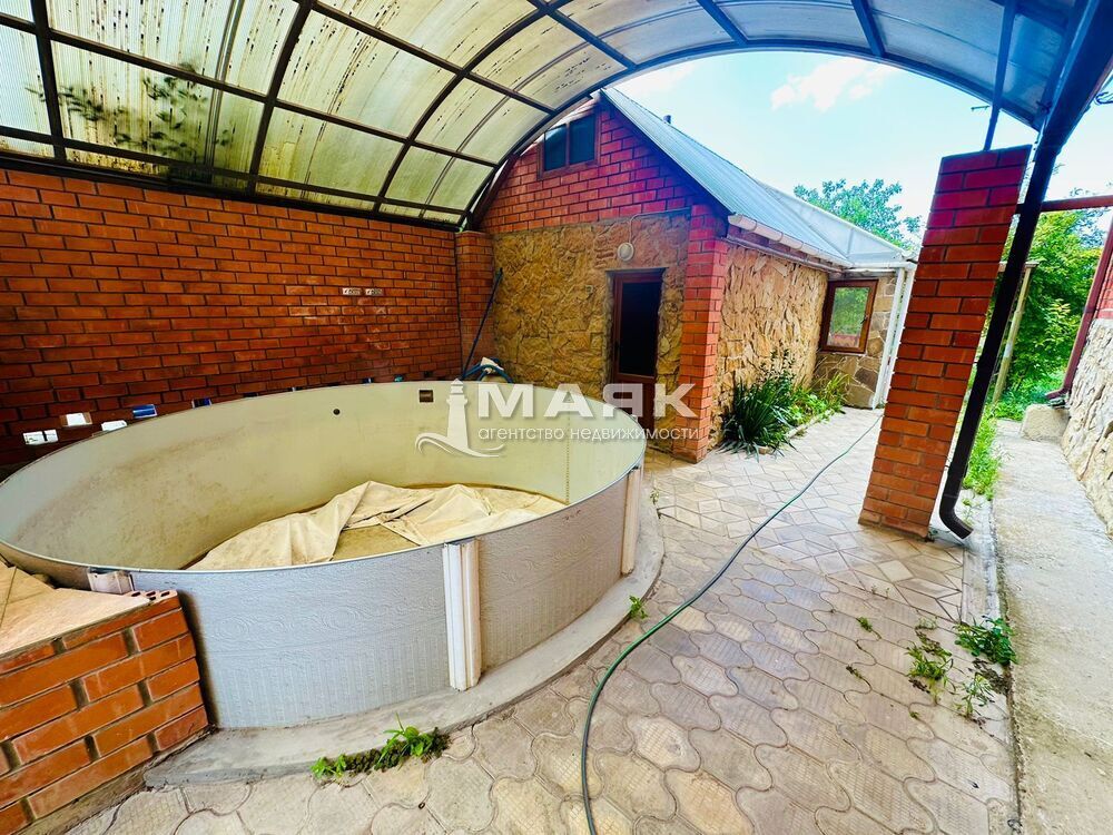 Дом 173 кв.м на участке 20 сот