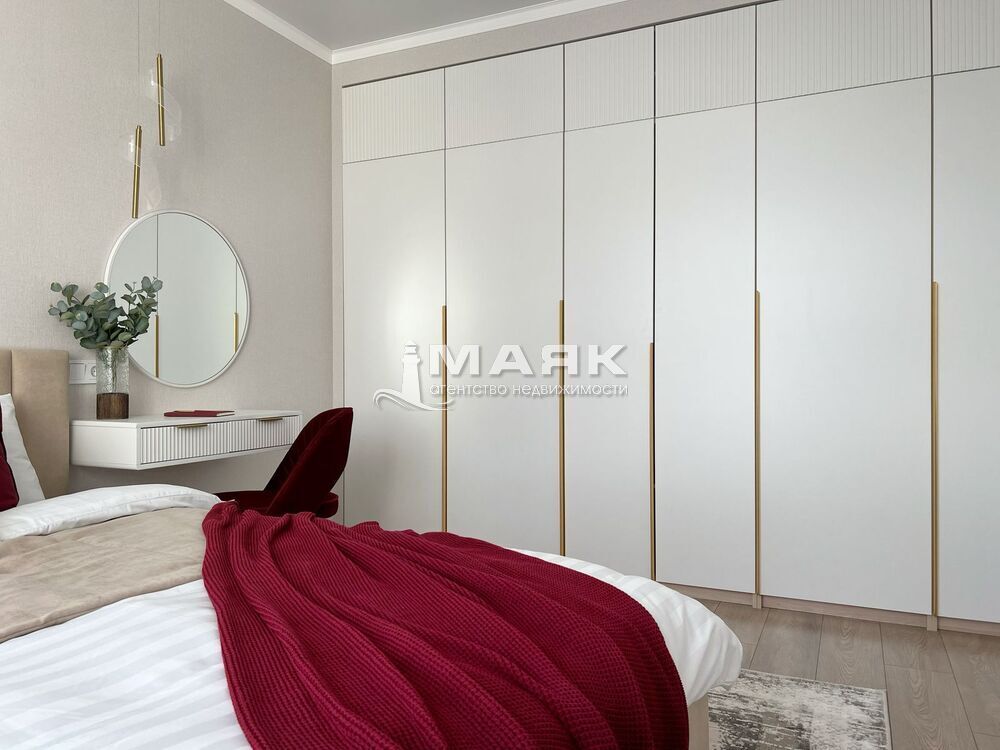 2-к. квартира 55 кв.м, 8/9