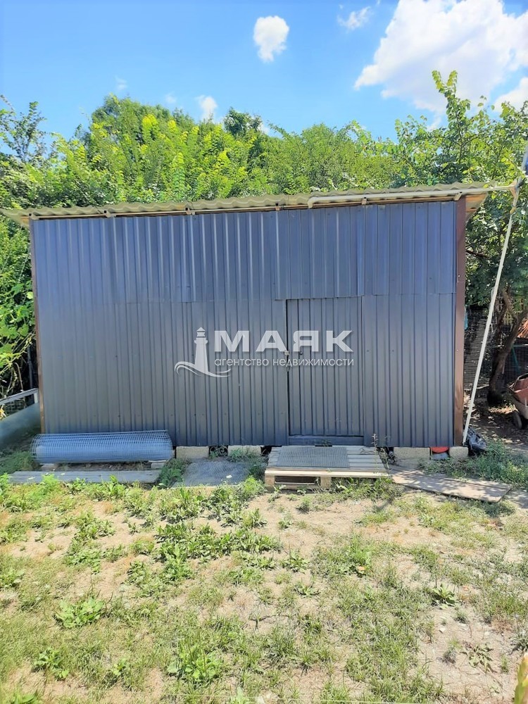 Дом 72.4 кв.м на участке 6.4 сот