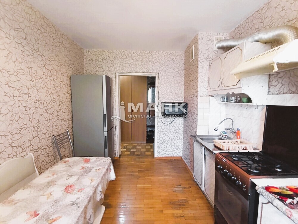 3-к. квартира 69.8 кв.м, 3/5