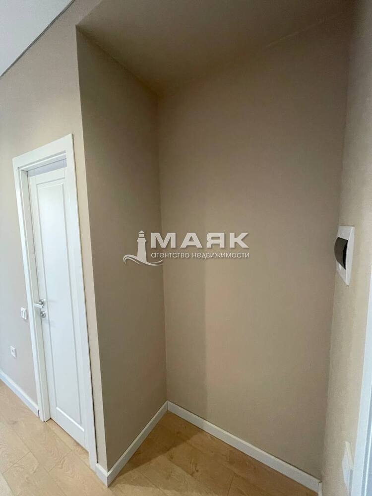 1-к. квартира 37 кв.м, 7/9