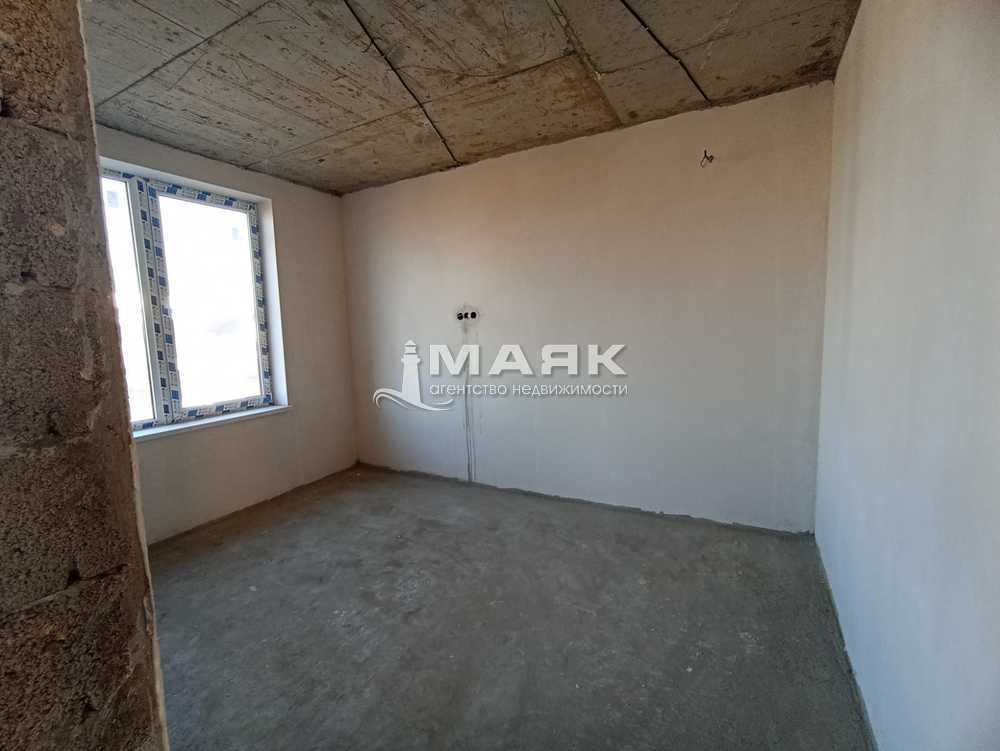 Дом 192 кв.м на участке 4.7 сот