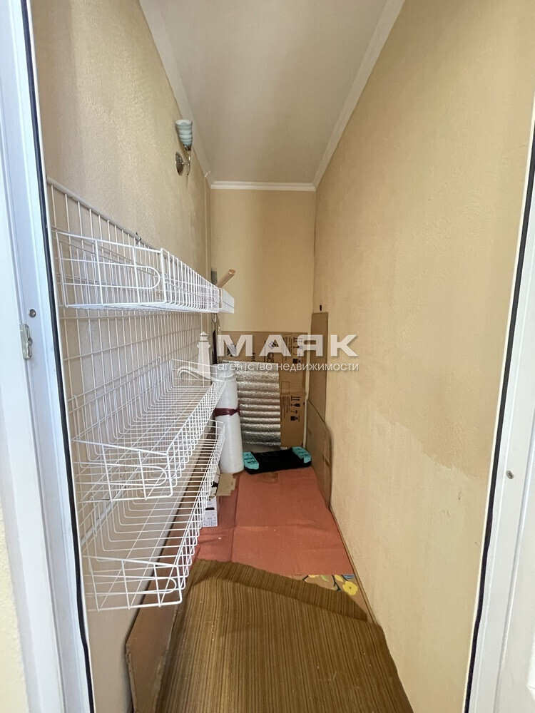 2-к. квартира 55 кв.м, 2/4