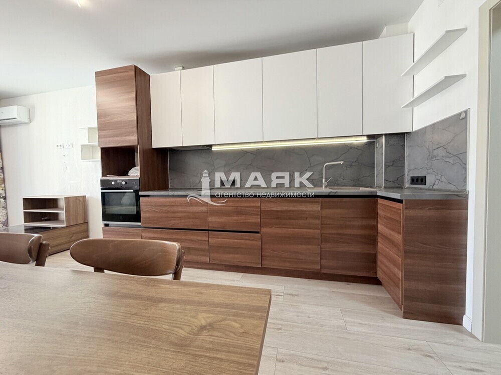 3-к. квартира 71 кв.м, 15/18