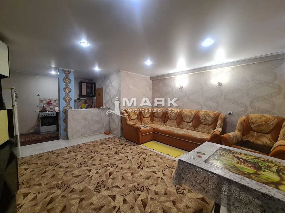 2-к. квартира 46 кв.м, цоколь/5