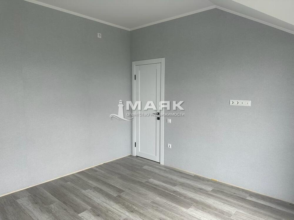 Дом 90 кв.м на участке 7.5 сот