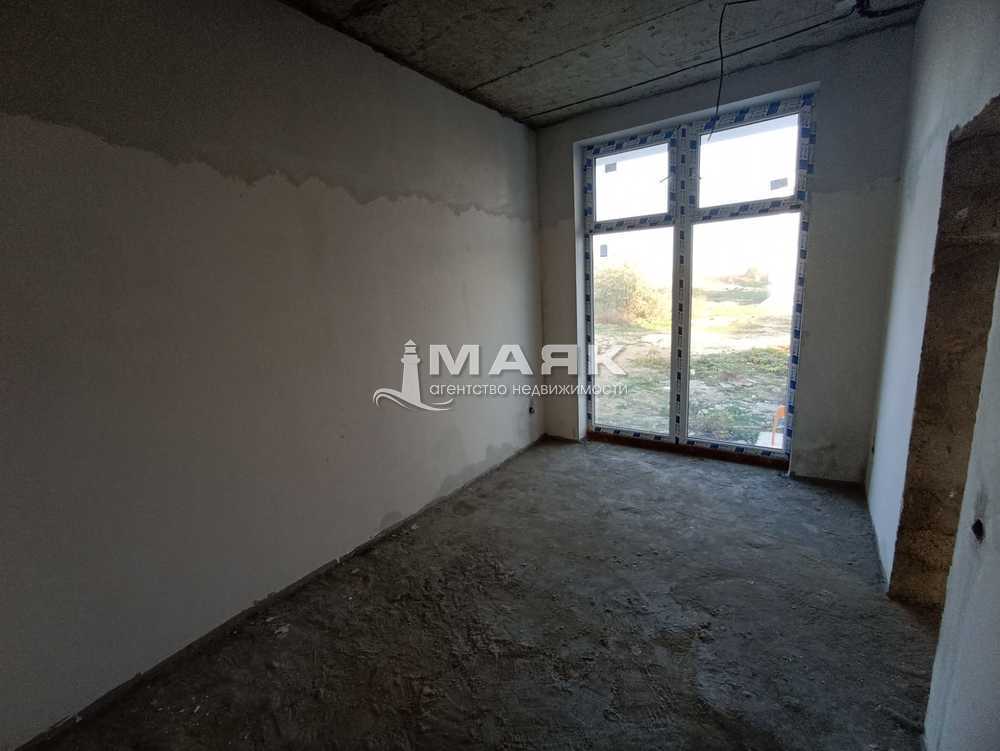 Дом 192 кв.м на участке 4.7 сот