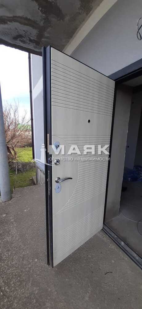 Дом 485.4 кв.м на участке 9.5 сот