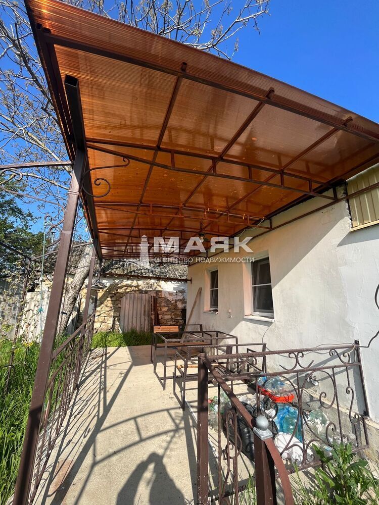 Дом 40 кв.м на участке 15 сот