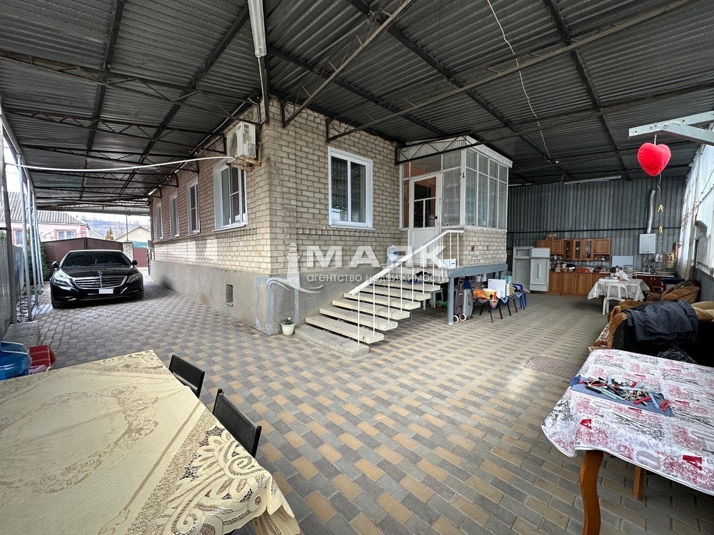 Дом 110.2 кв.м на участке 4.77 сот