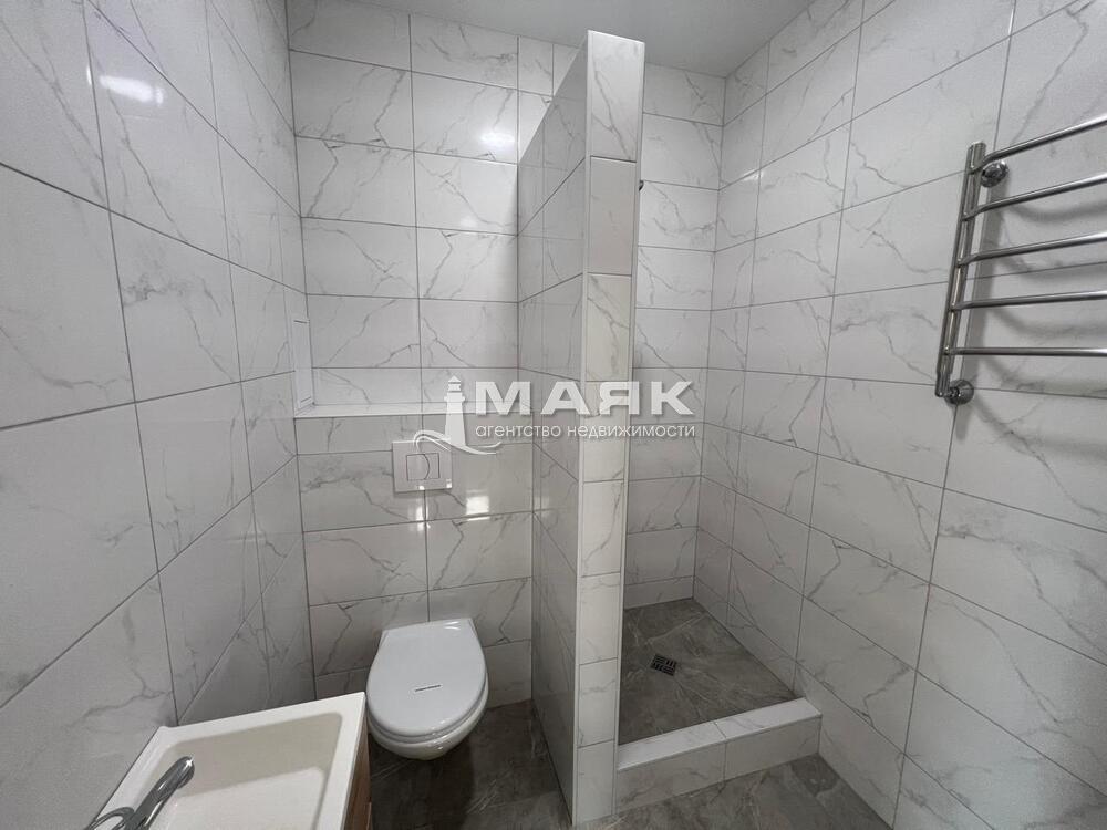 1-к. квартира 37 кв.м, 13/13