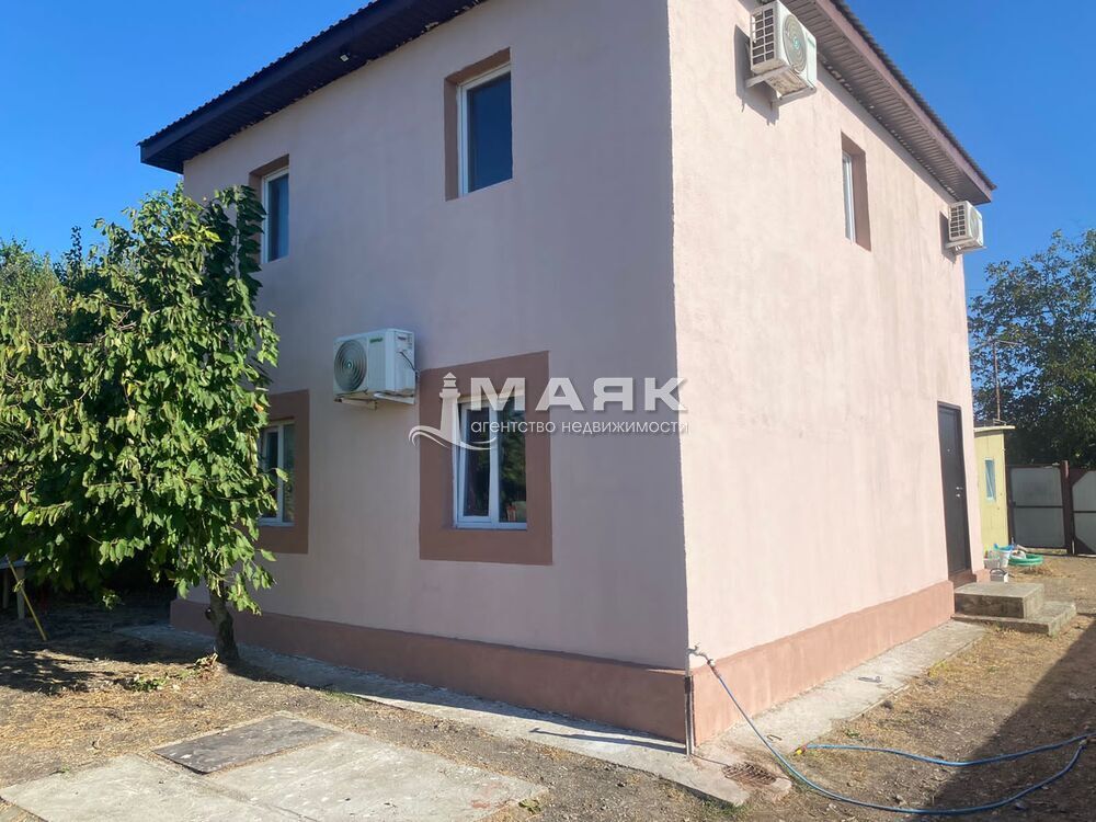 Дом 90 кв.м на участке 5 сот