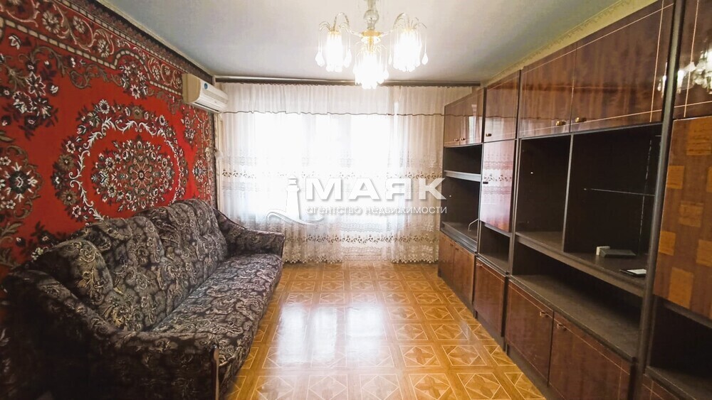 2-к. квартира 48.6 кв.м, 3/5