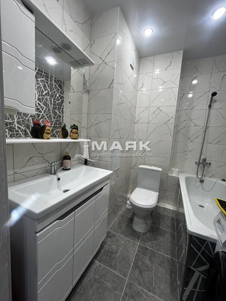 1-к. квартира 36.5 кв.м, 8/14