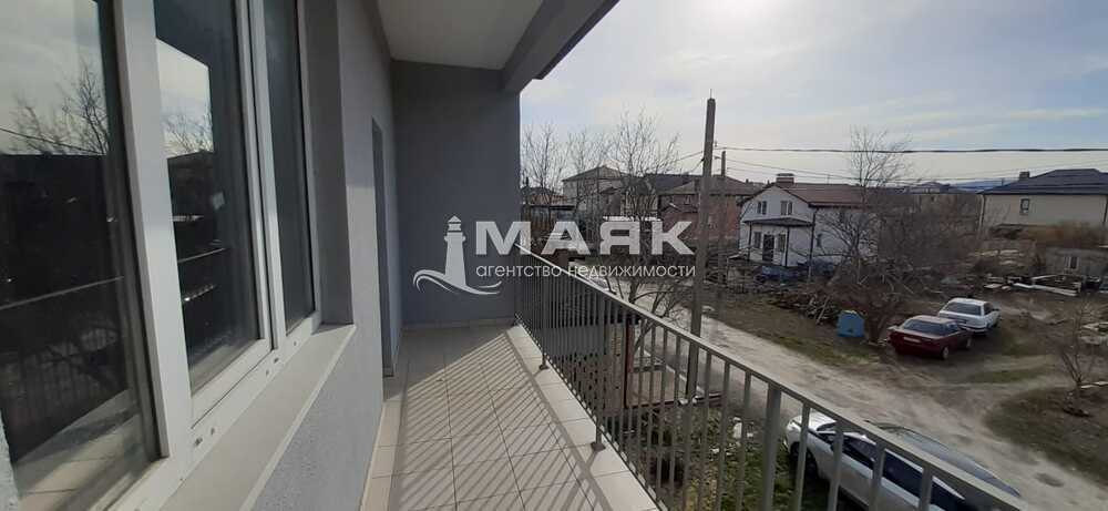 Дом 485.4 кв.м на участке 9.5 сот