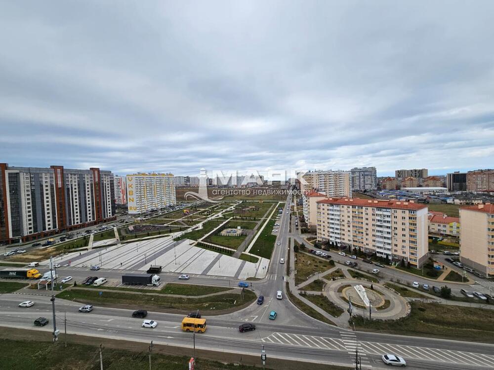 3-к. квартира 87.73 кв.м, 8/18