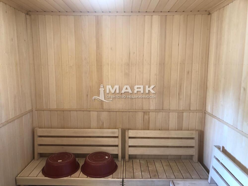 Дом 206 кв.м на участке 17 сот