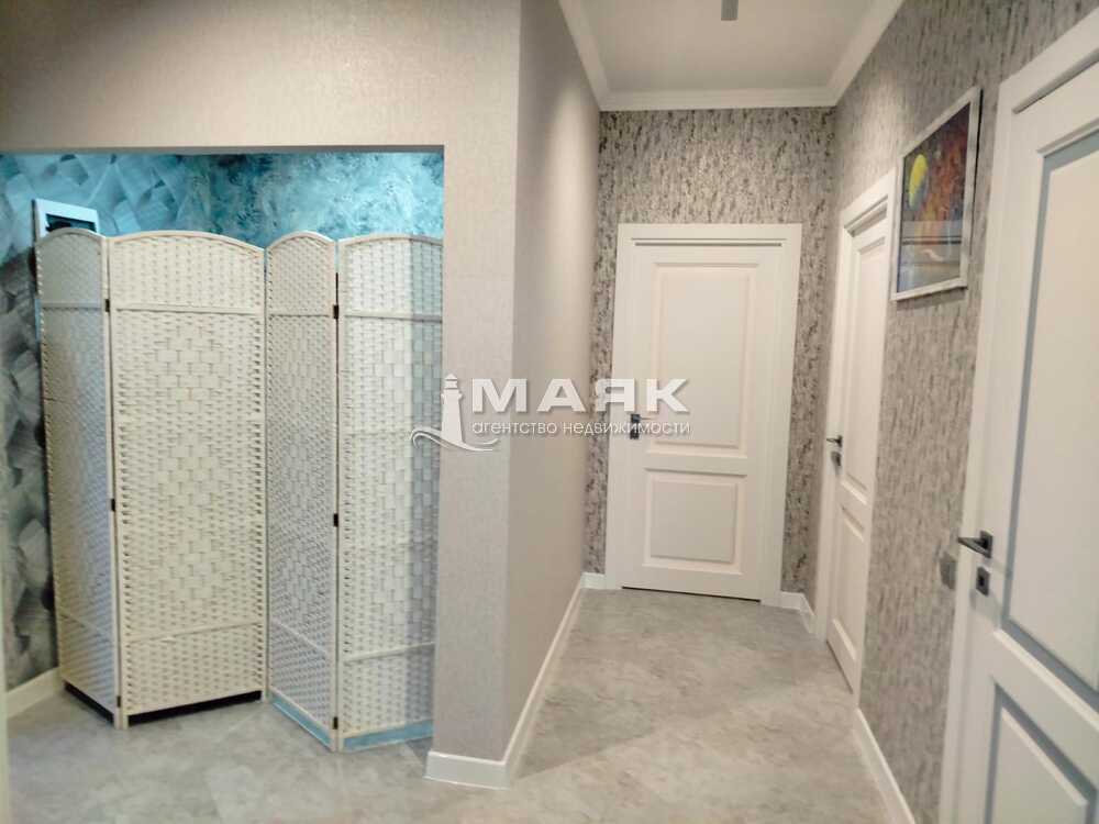 Дом 88.1 кв.м на участке 4.4 сот